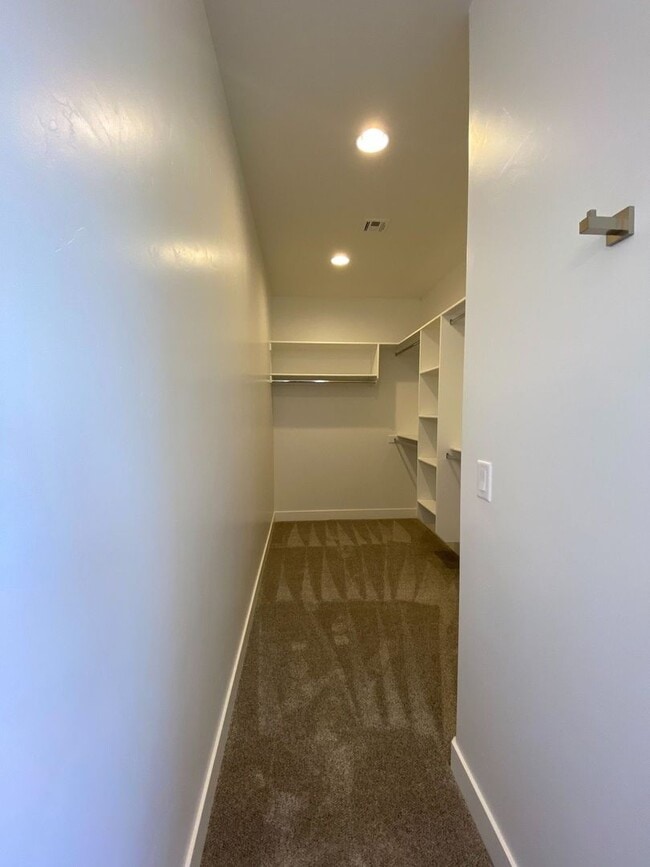 Building Photo - Green Springs Home near Golf Course and Sh...