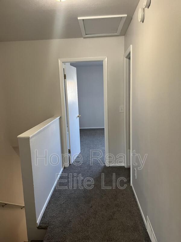 Building Photo - 2463 Astrozon Cir