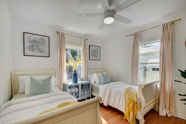 Building Photo - Charming 2BR House in Lake Worth Beach