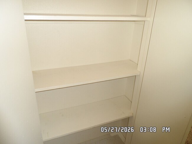 Building Photo - 25676 Flathead Rd