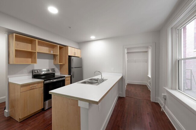 Building Photo - Coming Soon: 2BR Apartment – ETA 10/1/25