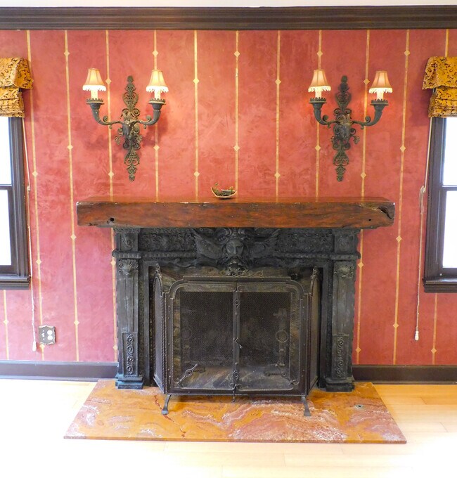 Building Photo - 56 La Venezia Ct