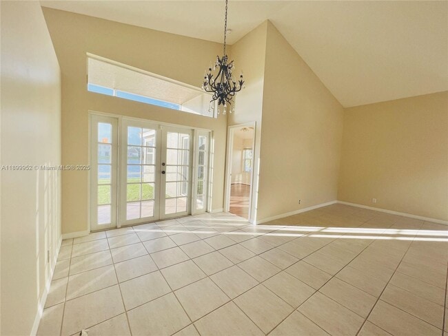 Building Photo - 968 Savannah Falls Dr