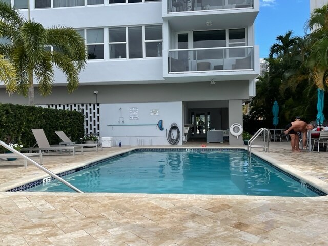 Pool - 3301 NE 32nd Ave