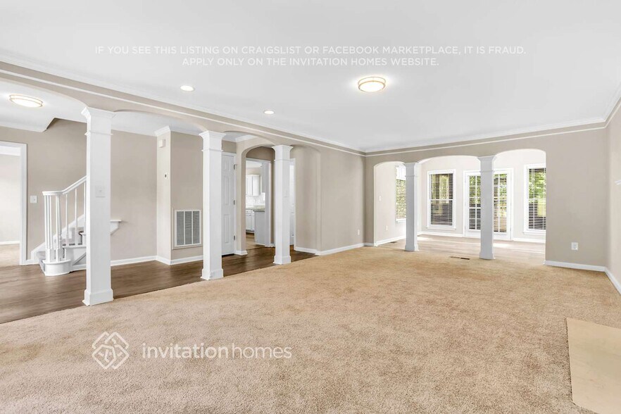 Building Photo - 2088 Glenellen Dr NW