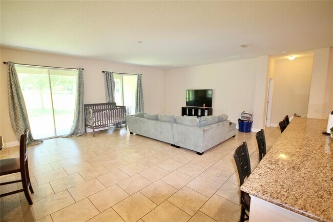 Building Photo - 1073 Cavan Dr