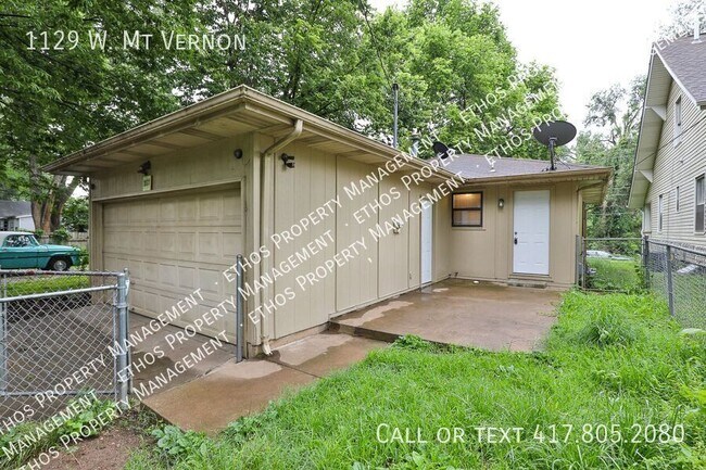 Building Photo - 1129 W Mt Vernon St