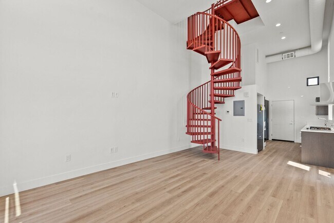 Building Photo - 5617 Klump Ave