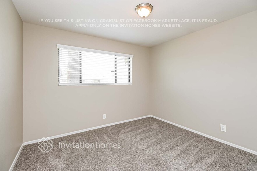 Building Photo - 113 N Jade Cir