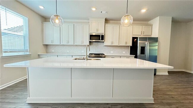 Building Photo - 54 Peeples Dr