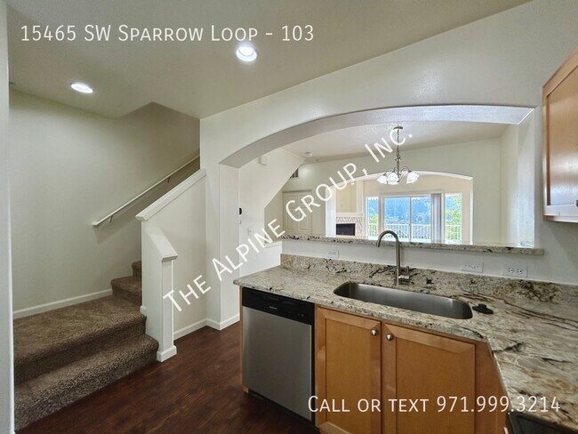 Building Photo - Townhome Near Progress Ridge