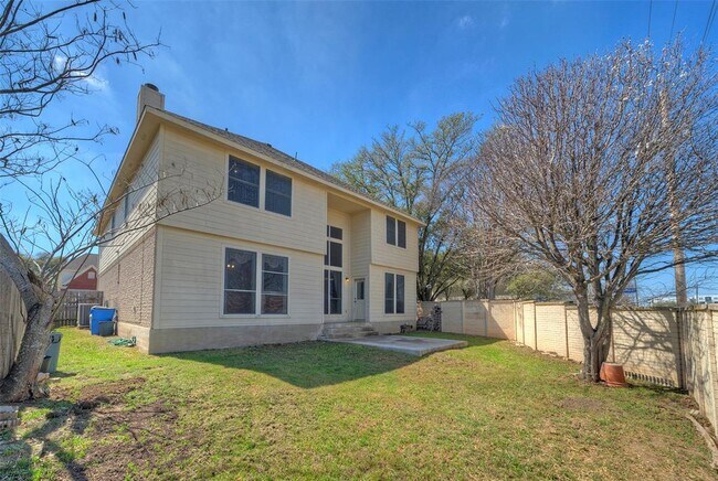 Building Photo - 601 Indian Run Dr