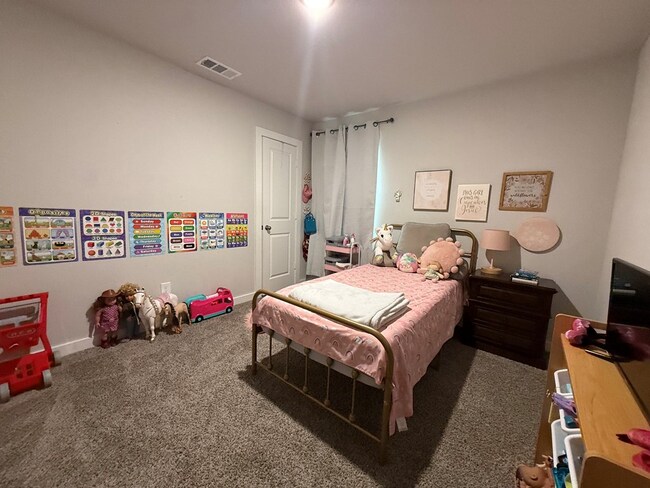 Building Photo - 7606 Orange Blossom Rd