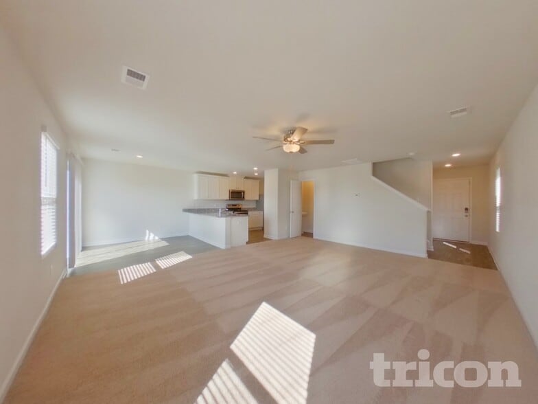 Building Photo - 4012 Reinfield Dr