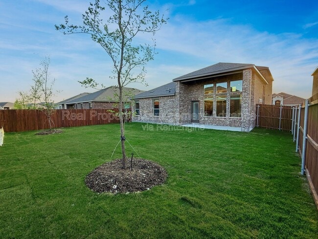 Building Photo - 2021 Ozark Hls Ln