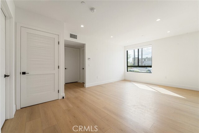 Building Photo - 7510 Sepulveda Blvd