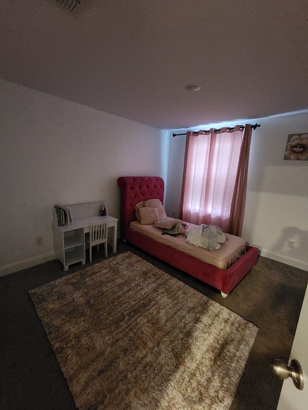 Building Photo - 9252 Thomason Trail