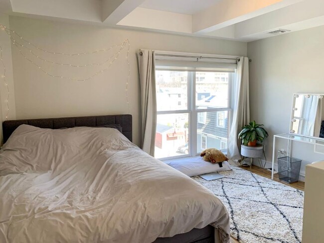 Building Photo - 1 bedroom in Cambridge MA 02141