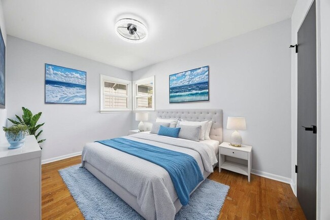 Building Photo - 14921 Lincoln Ave