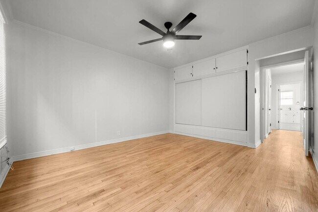 Building Photo - 3339 Stocker St W