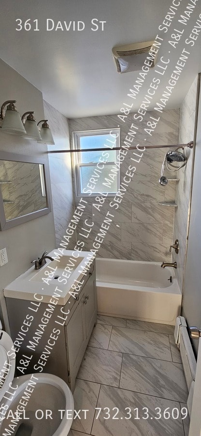 Building Photo - 361 David St