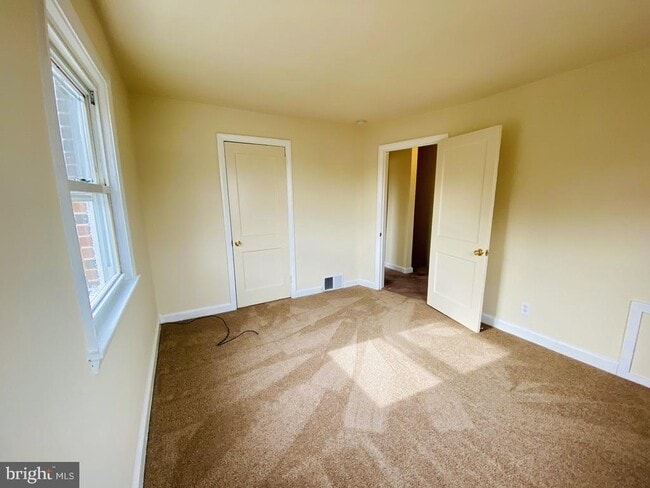 Building Photo - 131 Kentucky Ave