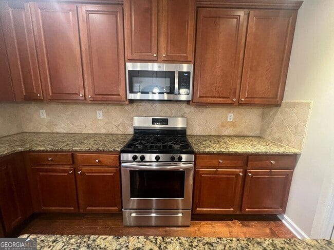 Building Photo - 130 Silver Peak Dr