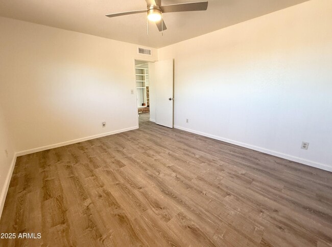 Building Photo - 843 N Arroya Rd