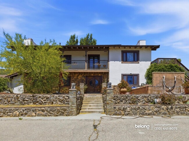 Building Photo - 35640 Dormer Rd