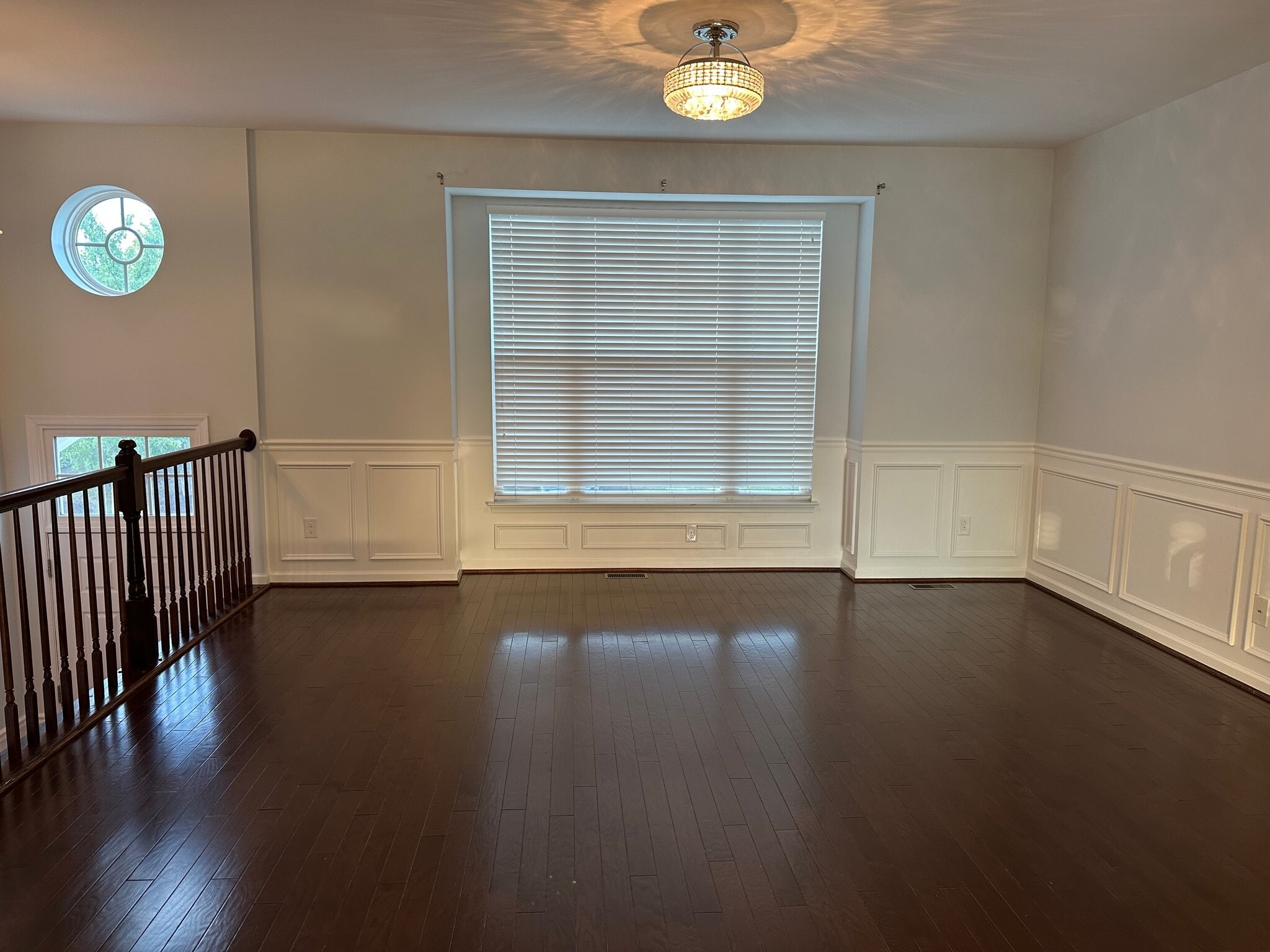 Building Photo - 9075 Alexander Way
