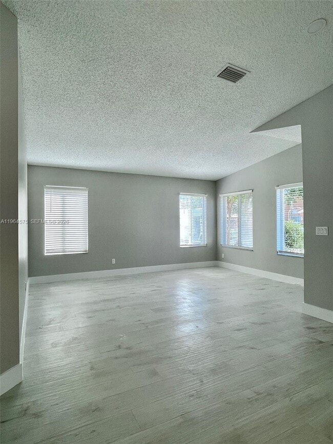 Building Photo - 1748 SW 108th Way