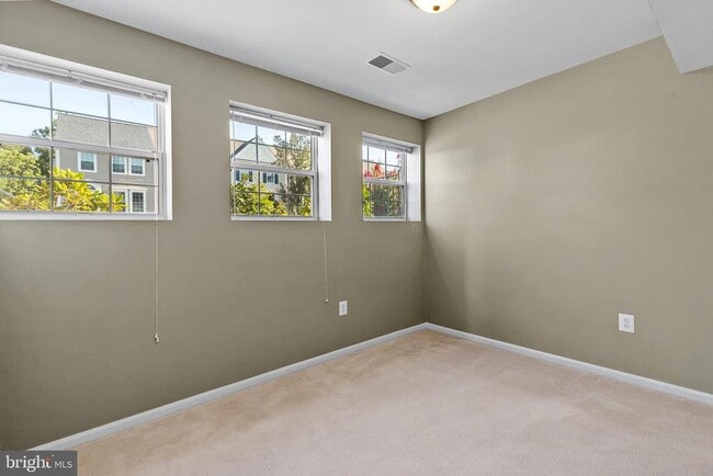 Building Photo - 13129 Englishwood Ln