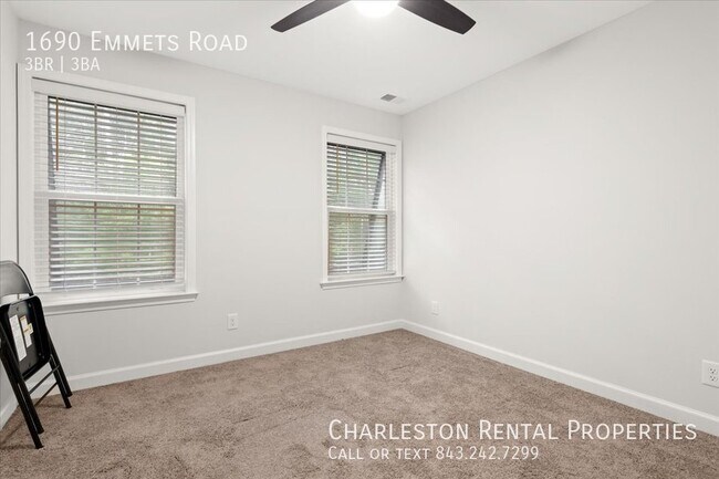 Building Photo - 1690 Emmets Rd