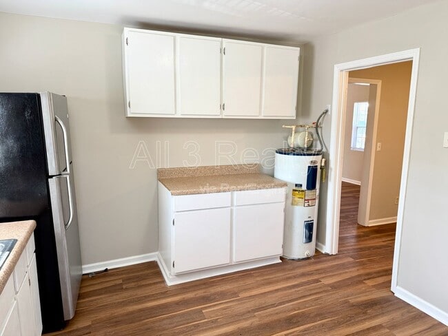 Building Photo - 117 Clayton St