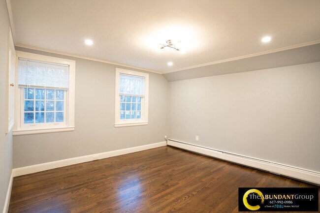 Building Photo - 40 Puddingstone Ln