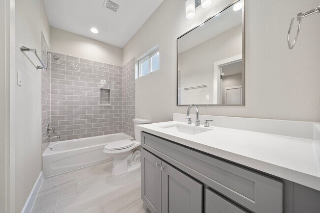 Building Photo - Brand New Home in Esther Acres!