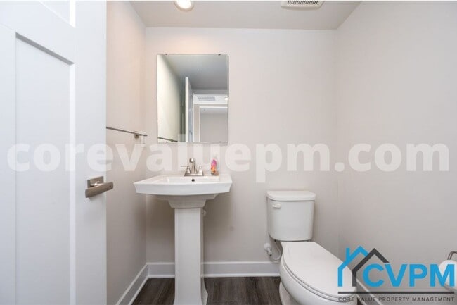 Building Photo - 7868 Mine Run Rd