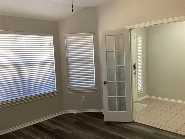 Building Photo - 4608 Wolf Ridge Way