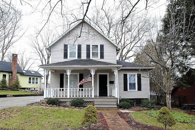 Building Photo - 168 North St