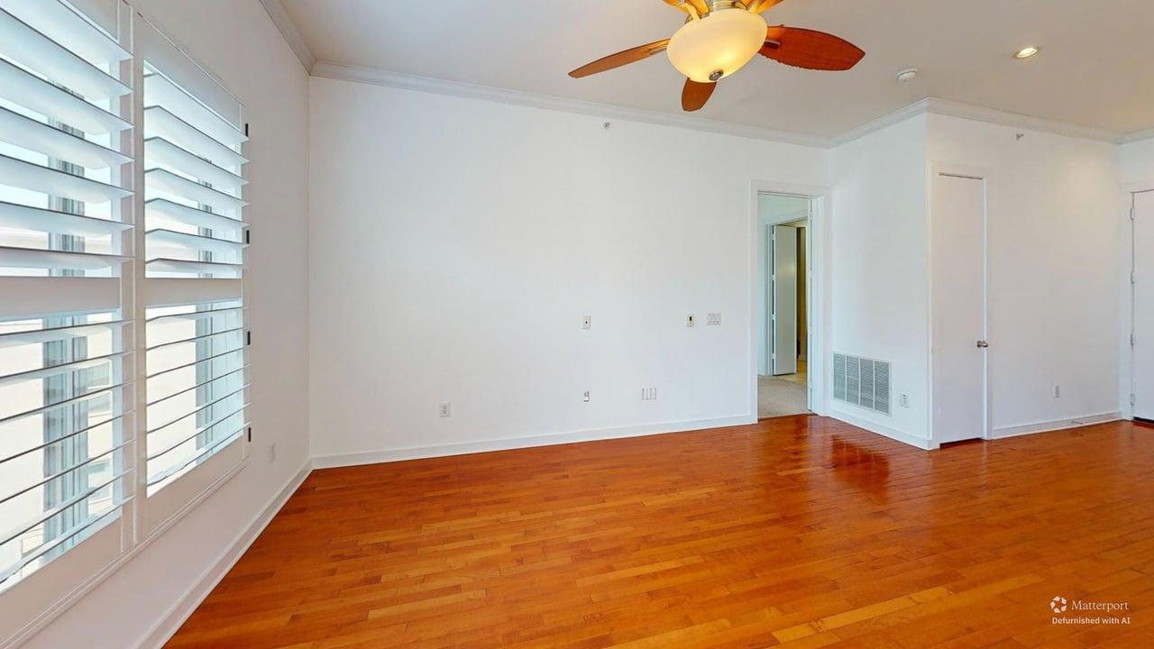 Building Photo - 2950 McKinney Ave