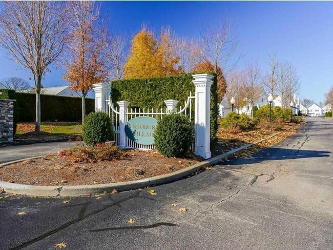 Building Photo - ****Cranston/Newbury Village – Exclusive T...