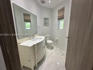 Building Photo - 21022 NE 34th Ct