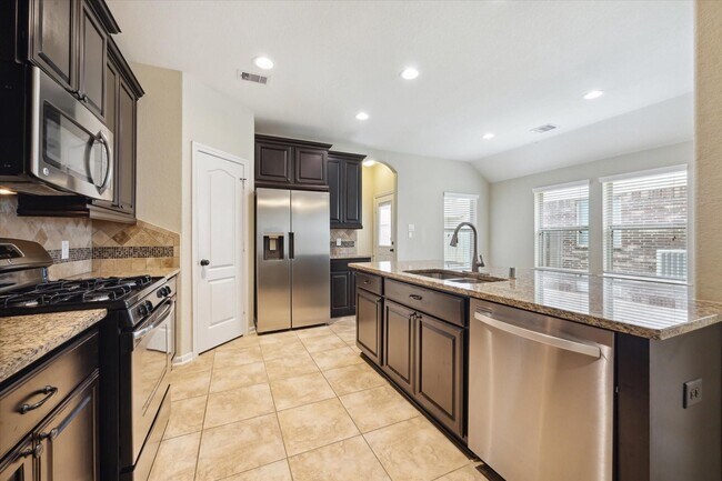 Building Photo - 208 Morgan Isle Ln