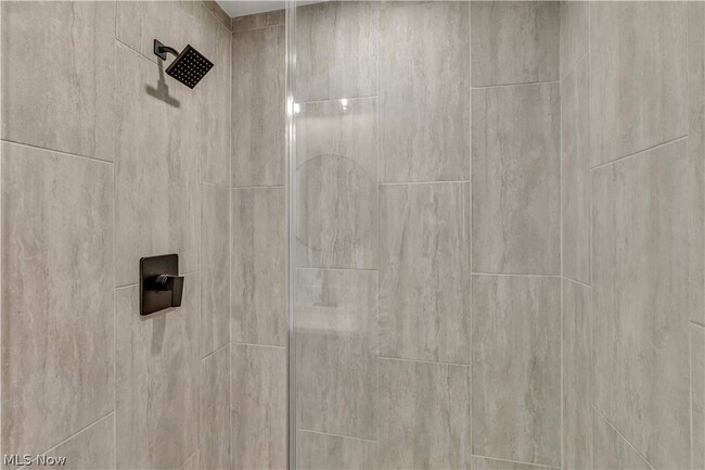 Building Photo - 2130 W 42nd St