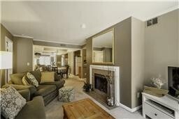 Building Photo - 273 Hillsboro Pl