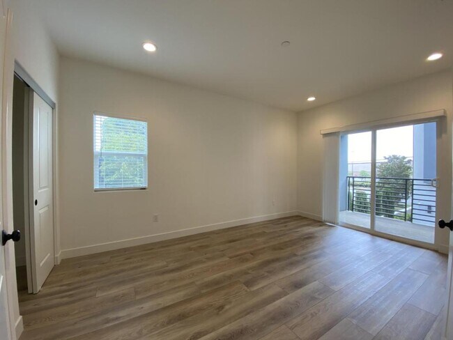 Building Photo - 34 Newtrust Way, Stanton, CA 90680