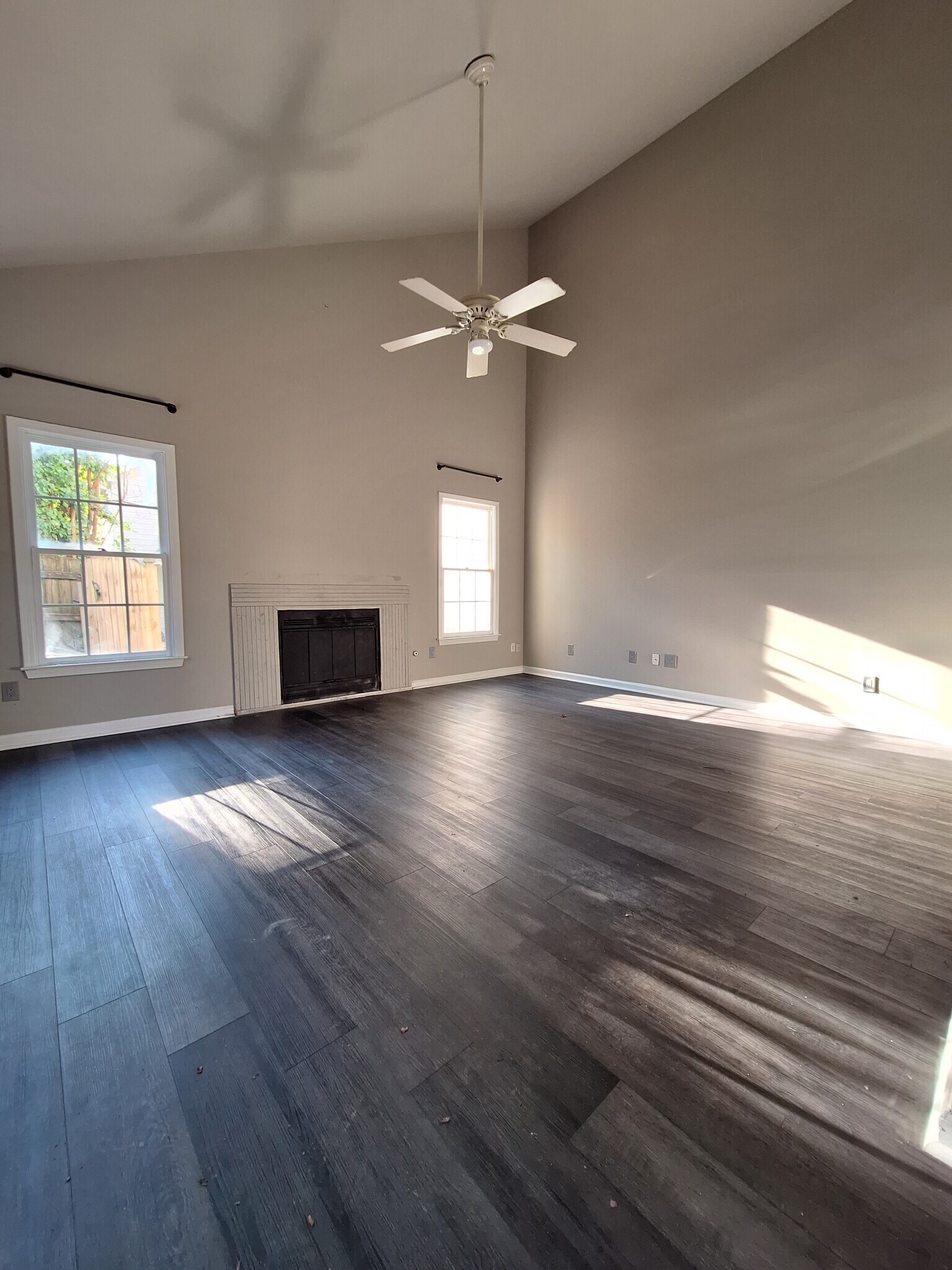 Building Photo - 2120 Sweetbirch Trl