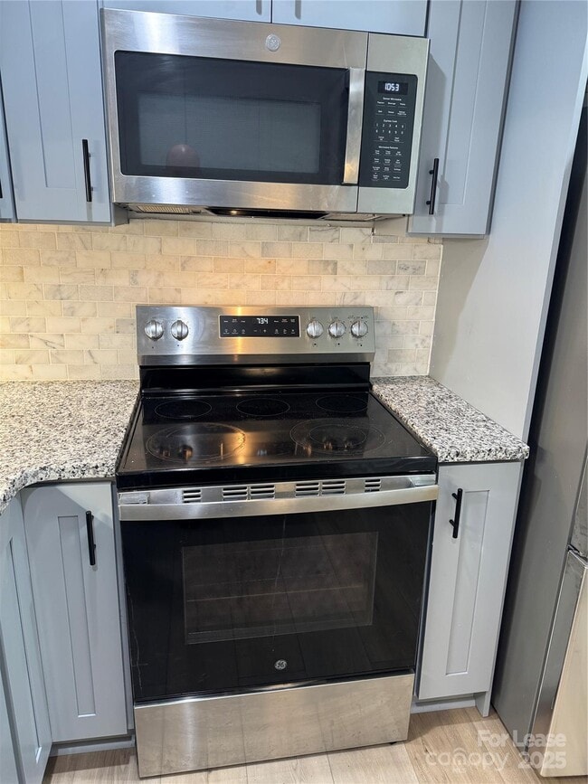 Building Photo - 824 N Flint St