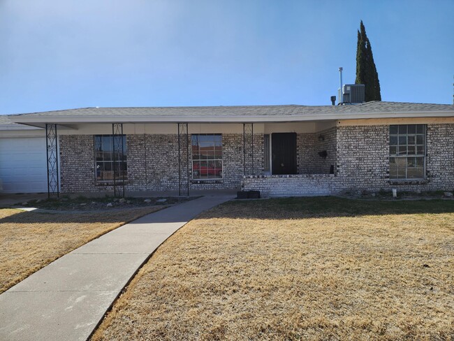 Primary Photo - 10404 Byway Dr