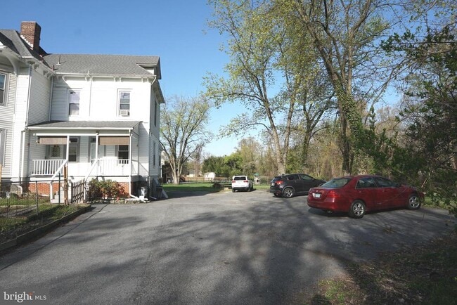 Building Photo - 1000 Edmondson Ave